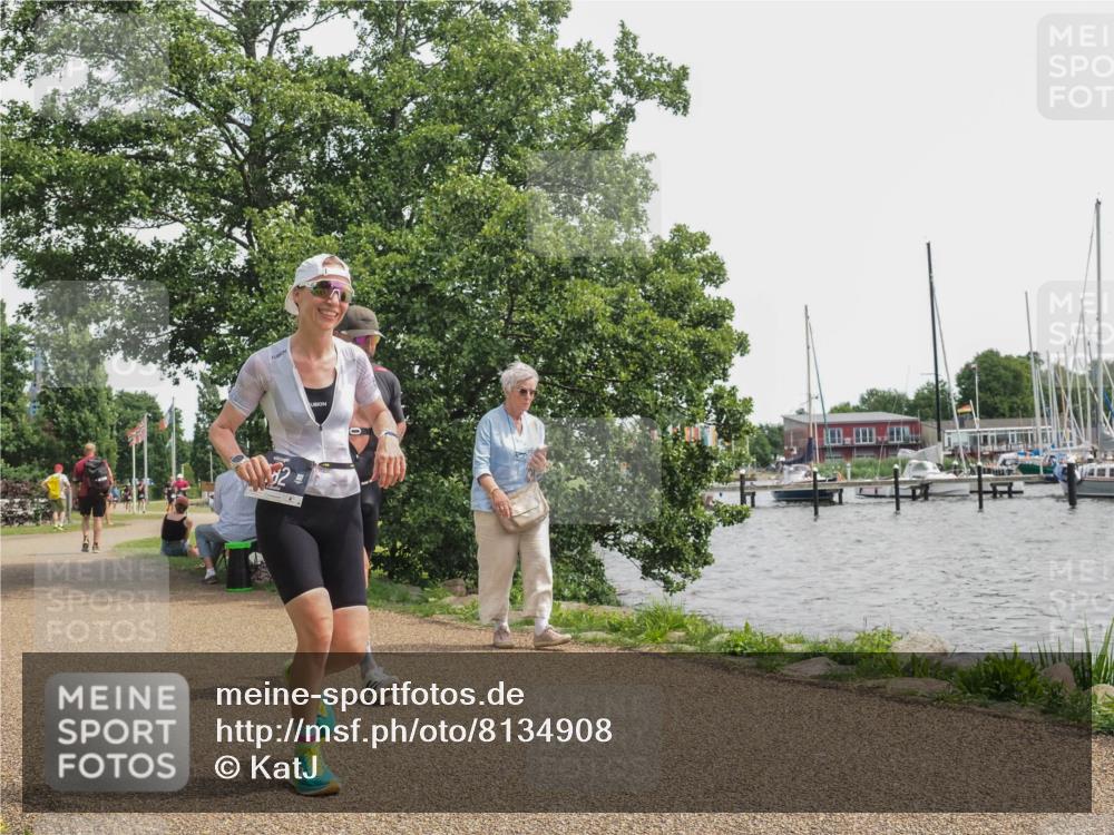 22.06.2025 - Viking Triathlon KatJ http://msf.ph/oto/8134908 22.06.2025 14:16:53 Laufen 34, 128, 182, 546 meine-sportfotos.de