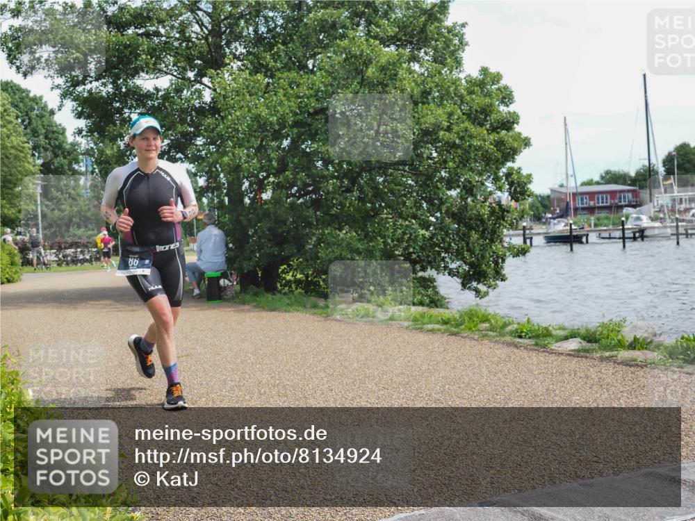 22.06.2025 - Viking Triathlon KatJ http://msf.ph/oto/8134924 22.06.2025 14:16:59 Laufen 86 meine-sportfotos.de