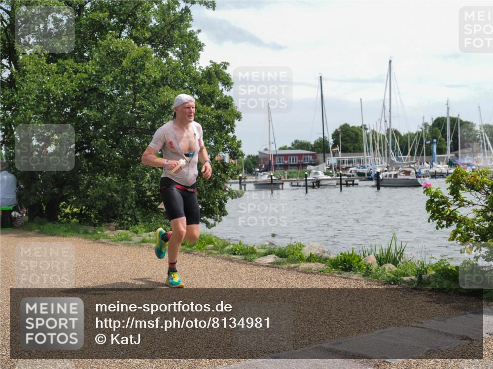 22.06.2025 - Viking Triathlon KatJ http://msf.ph/oto/8134981 22.06.2025 14:17:31 Laufen 556 meine-sportfotos.de