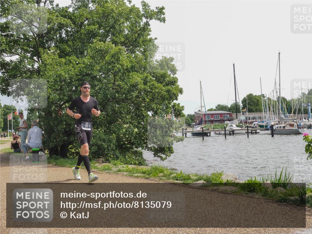 22.06.2025 - Viking Triathlon KatJ http://msf.ph/oto/8135079 22.06.2025 14:18:56 Laufen 311 meine-sportfotos.de