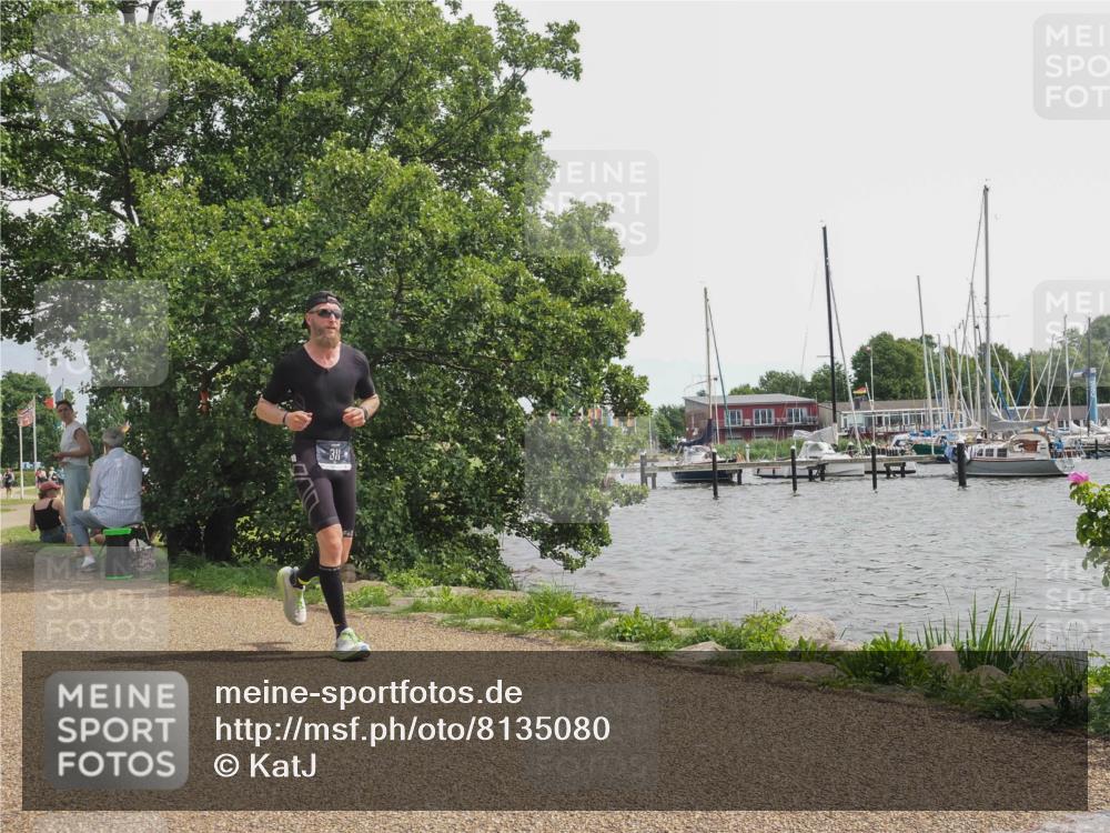 22.06.2025 - Viking Triathlon KatJ http://msf.ph/oto/8135080 22.06.2025 14:18:56 Laufen 311 meine-sportfotos.de