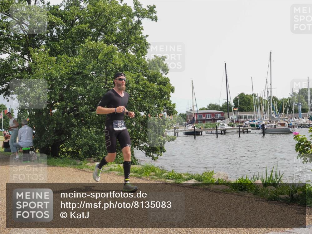 22.06.2025 - Viking Triathlon KatJ http://msf.ph/oto/8135083 22.06.2025 14:18:56 Laufen 311 meine-sportfotos.de