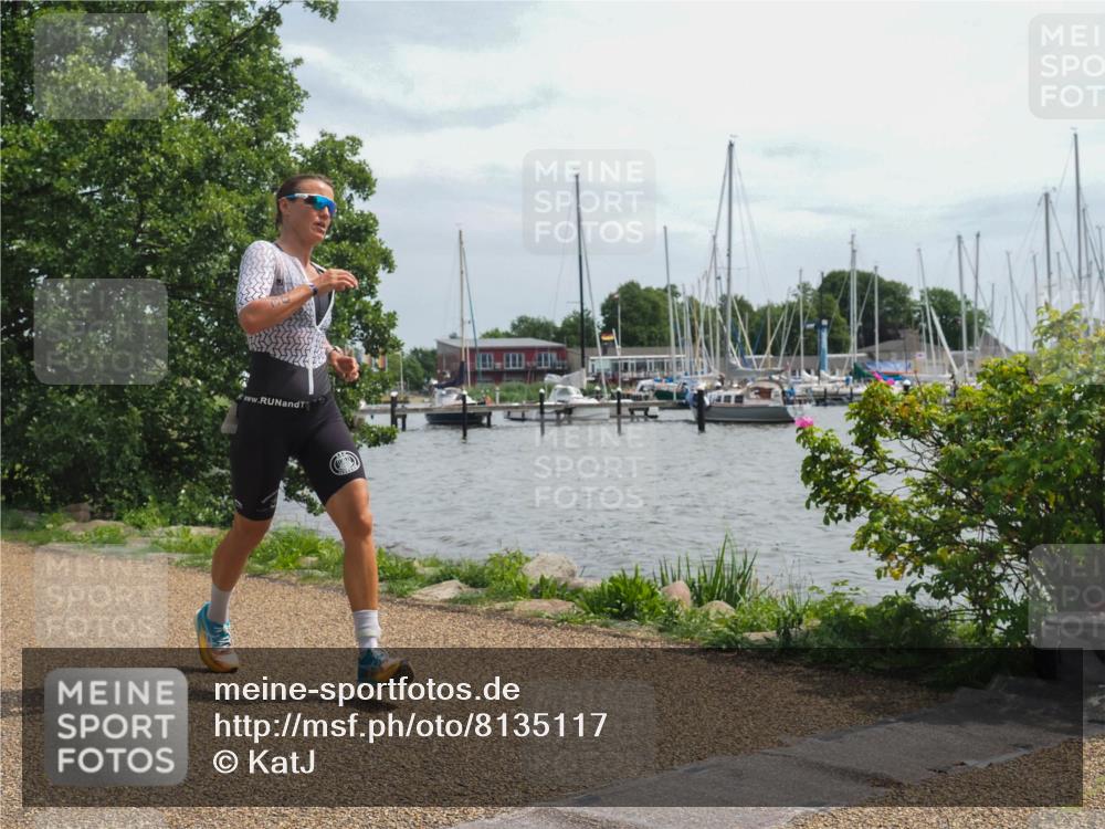 22.06.2025 - Viking Triathlon KatJ http://msf.ph/oto/8135117 22.06.2025 14:19:22 Laufen 30 meine-sportfotos.de