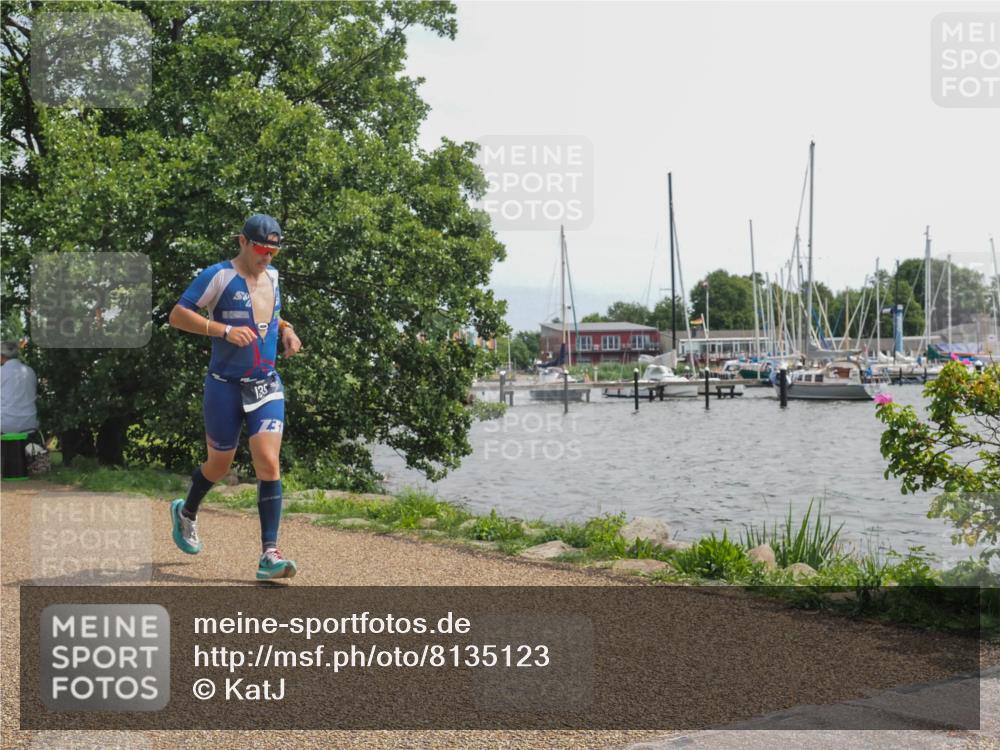22.06.2025 - Viking Triathlon KatJ http://msf.ph/oto/8135123 22.06.2025 14:19:27 Laufen 135 meine-sportfotos.de
