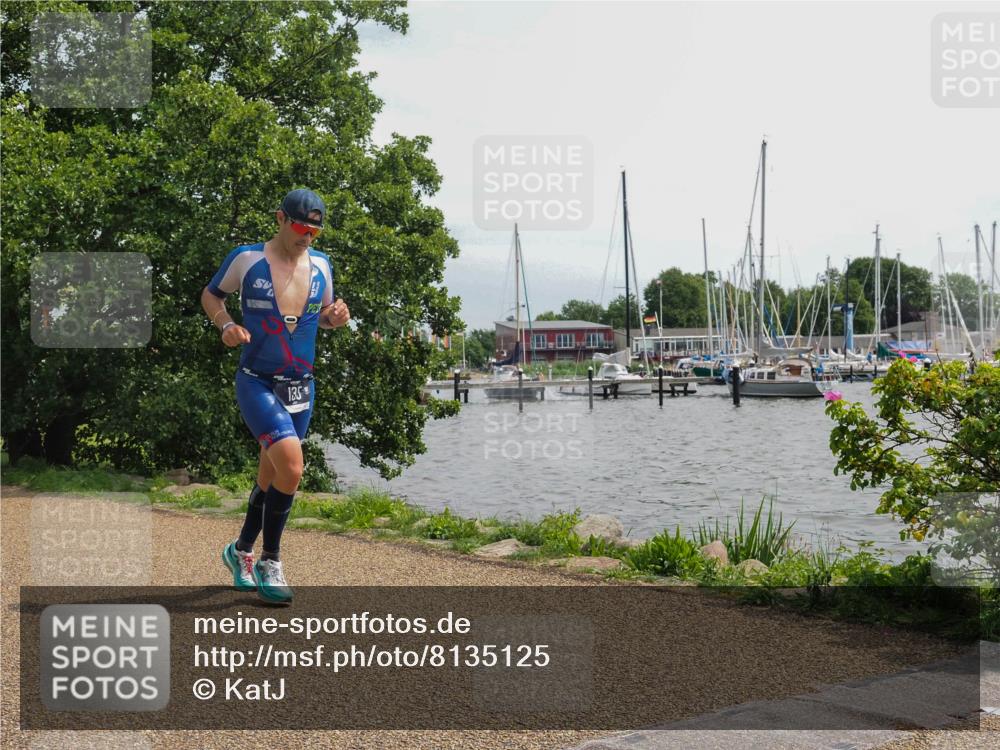22.06.2025 - Viking Triathlon KatJ http://msf.ph/oto/8135125 22.06.2025 14:19:27 Laufen 135 meine-sportfotos.de
