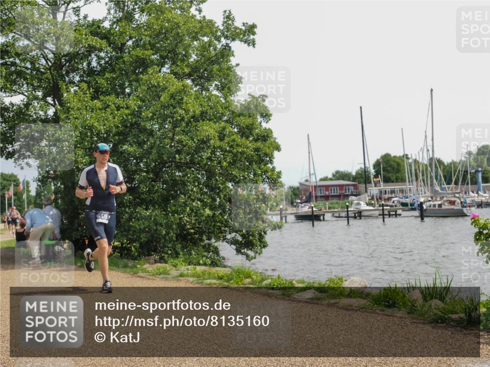 22.06.2025 - Viking Triathlon KatJ http://msf.ph/oto/8135160 22.06.2025 14:19:55 Laufen 519 meine-sportfotos.de