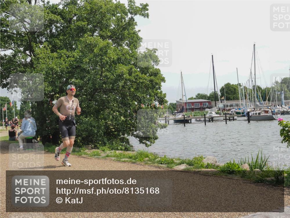 22.06.2025 - Viking Triathlon KatJ http://msf.ph/oto/8135168 22.06.2025 14:20:04 Laufen 464 meine-sportfotos.de