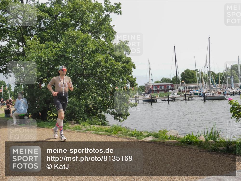 22.06.2025 - Viking Triathlon KatJ http://msf.ph/oto/8135169 22.06.2025 14:20:04 Laufen 464 meine-sportfotos.de
