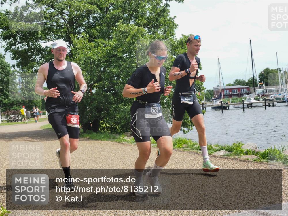 22.06.2025 - Viking Triathlon KatJ http://msf.ph/oto/8135212 22.06.2025 14:20:19 Laufen 203, 238, 530, 624, 635 meine-sportfotos.de