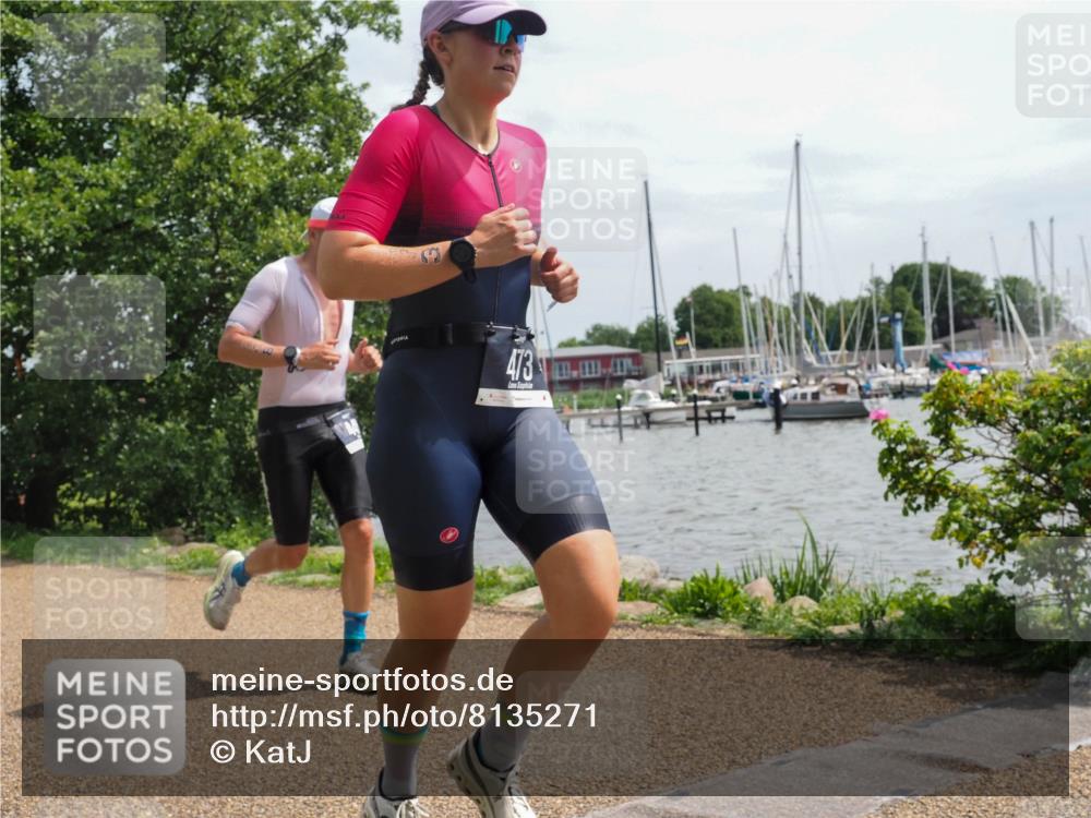 22.06.2025 - Viking Triathlon KatJ http://msf.ph/oto/8135271 22.06.2025 14:20:54 Laufen 448, 473 meine-sportfotos.de