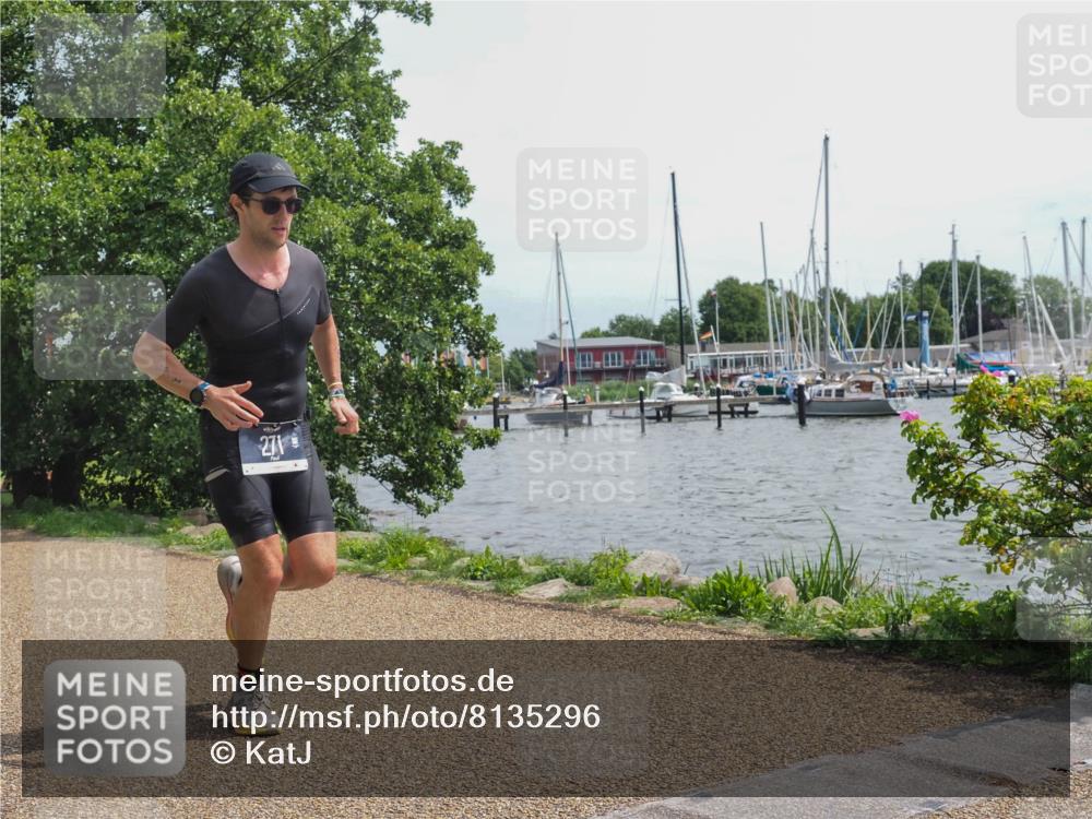 22.06.2025 - Viking Triathlon KatJ http://msf.ph/oto/8135296 22.06.2025 14:21:20 Laufen 271 meine-sportfotos.de