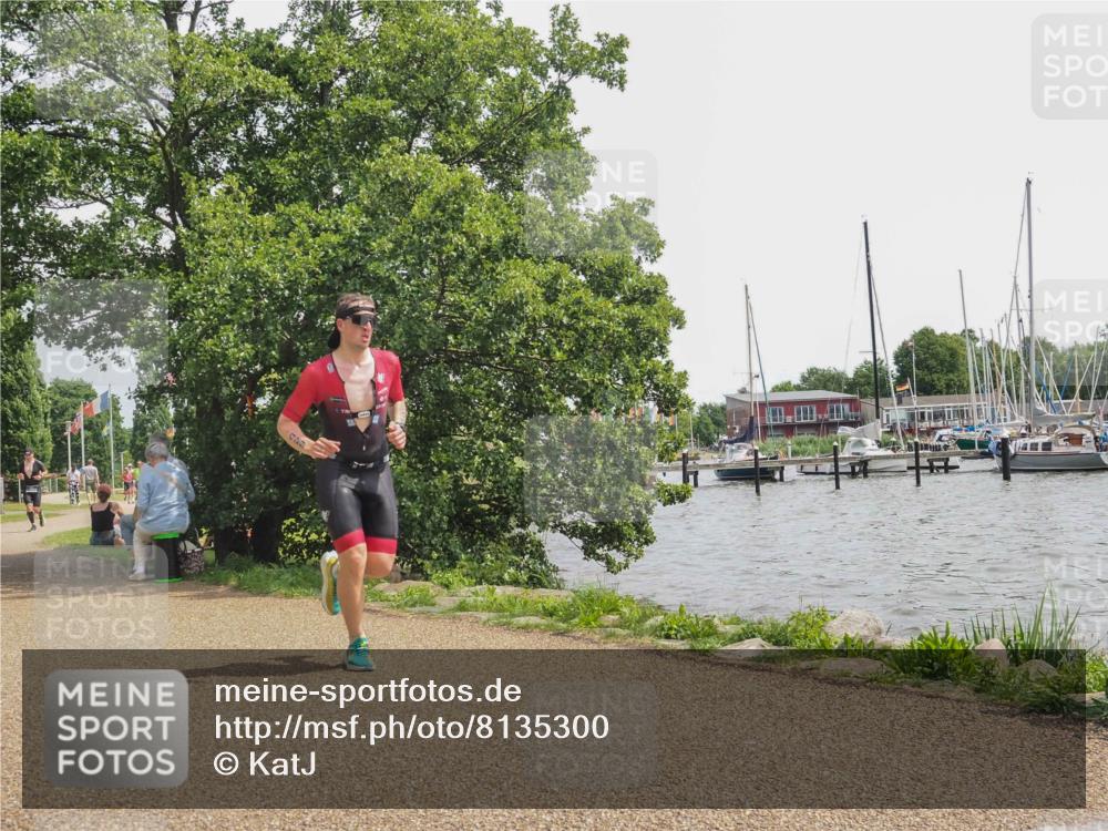 22.06.2025 - Viking Triathlon KatJ http://msf.ph/oto/8135300 22.06.2025 14:21:33 Laufen 429 meine-sportfotos.de