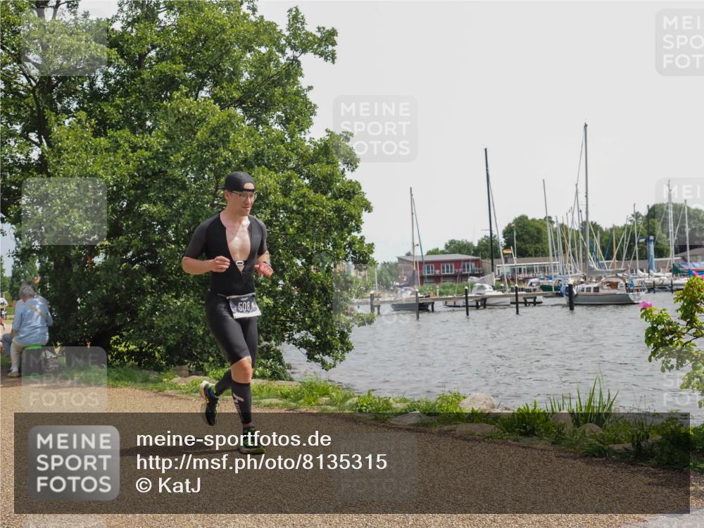 22.06.2025 - Viking Triathlon KatJ http://msf.ph/oto/8135315 22.06.2025 14:21:41 Laufen 508 meine-sportfotos.de