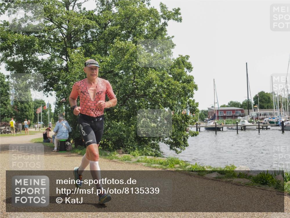 22.06.2025 - Viking Triathlon KatJ http://msf.ph/oto/8135339 22.06.2025 14:21:53 Laufen 64, 209, 654 meine-sportfotos.de