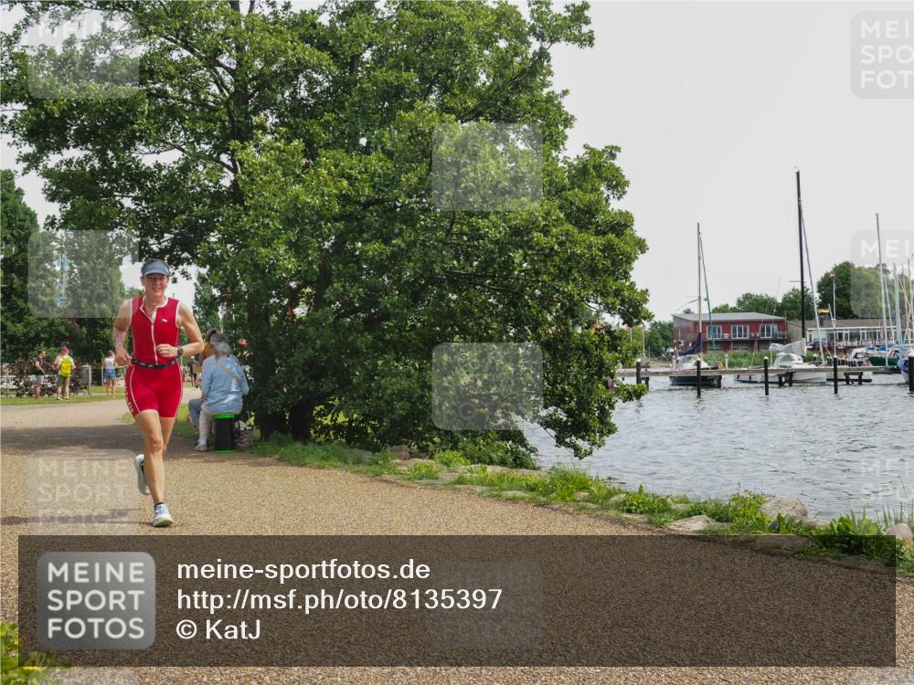 22.06.2025 - Viking Triathlon KatJ http://msf.ph/oto/8135397 22.06.2025 14:23:02 Laufen 79, 224, 353 meine-sportfotos.de