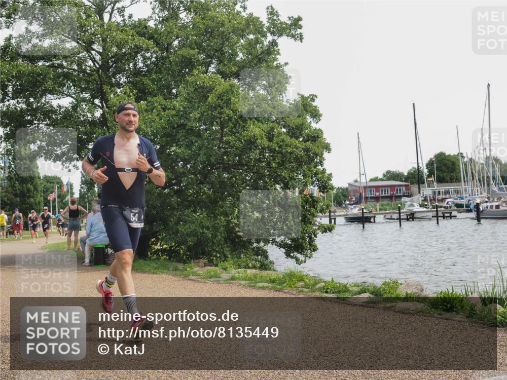 22.06.2025 - Viking Triathlon KatJ http://msf.ph/oto/8135449 22.06.2025 14:23:58 Laufen 54 meine-sportfotos.de
