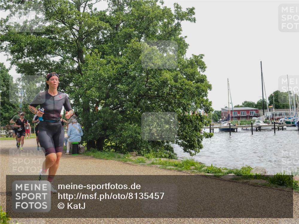22.06.2025 - Viking Triathlon KatJ http://msf.ph/oto/8135457 22.06.2025 14:24:03 Laufen 88, 207, 408 meine-sportfotos.de