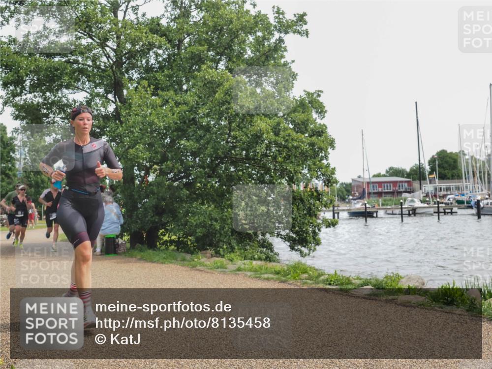22.06.2025 - Viking Triathlon KatJ http://msf.ph/oto/8135458 22.06.2025 14:24:03 Laufen 88, 207, 408 meine-sportfotos.de