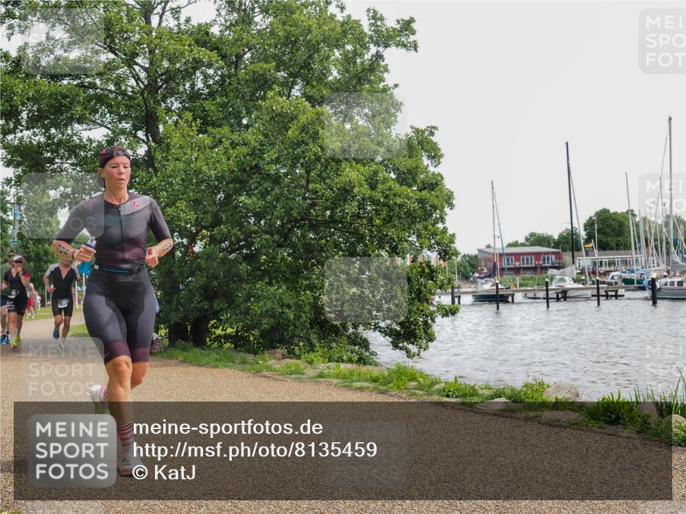 22.06.2025 - Viking Triathlon KatJ http://msf.ph/oto/8135459 22.06.2025 14:24:03 Laufen 88, 207, 408 meine-sportfotos.de