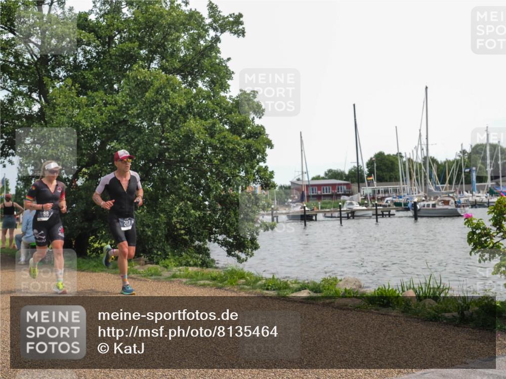 22.06.2025 - Viking Triathlon KatJ http://msf.ph/oto/8135464 22.06.2025 14:24:06 Laufen 88, 207, 408, 451, 634 meine-sportfotos.de