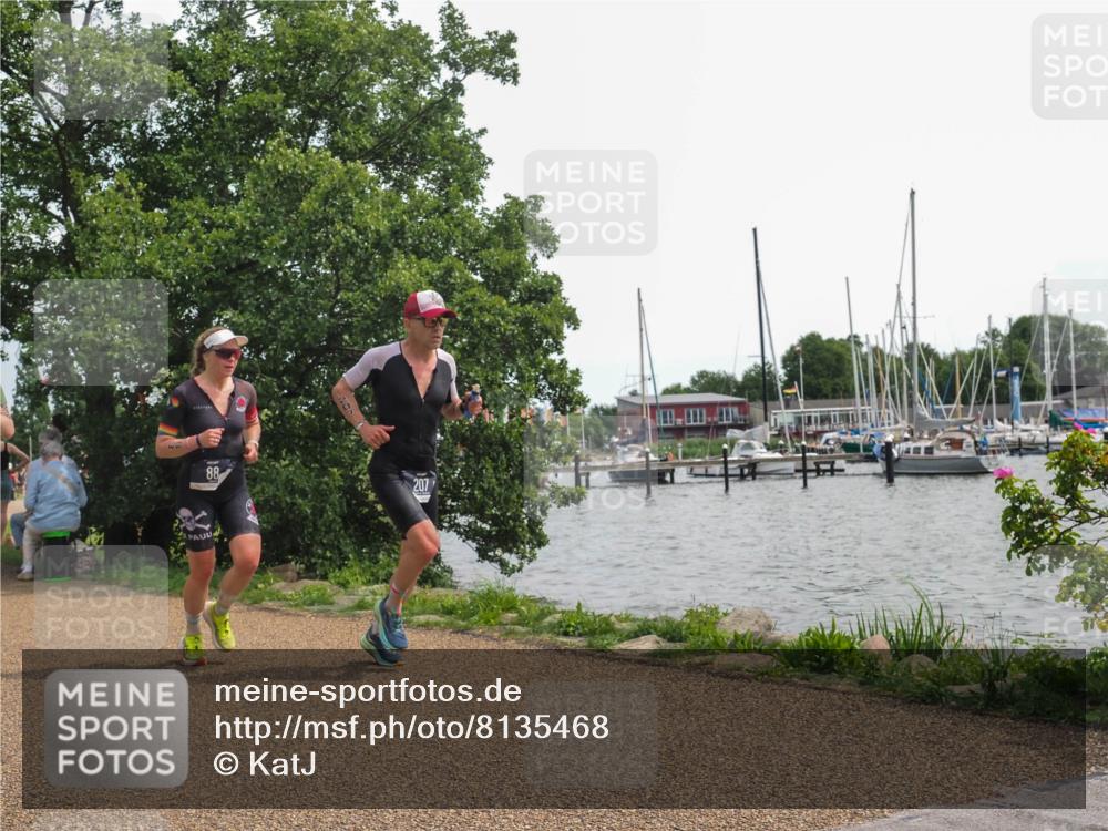 22.06.2025 - Viking Triathlon KatJ http://msf.ph/oto/8135468 22.06.2025 14:24:06 Laufen 88, 207, 408, 451, 634 meine-sportfotos.de