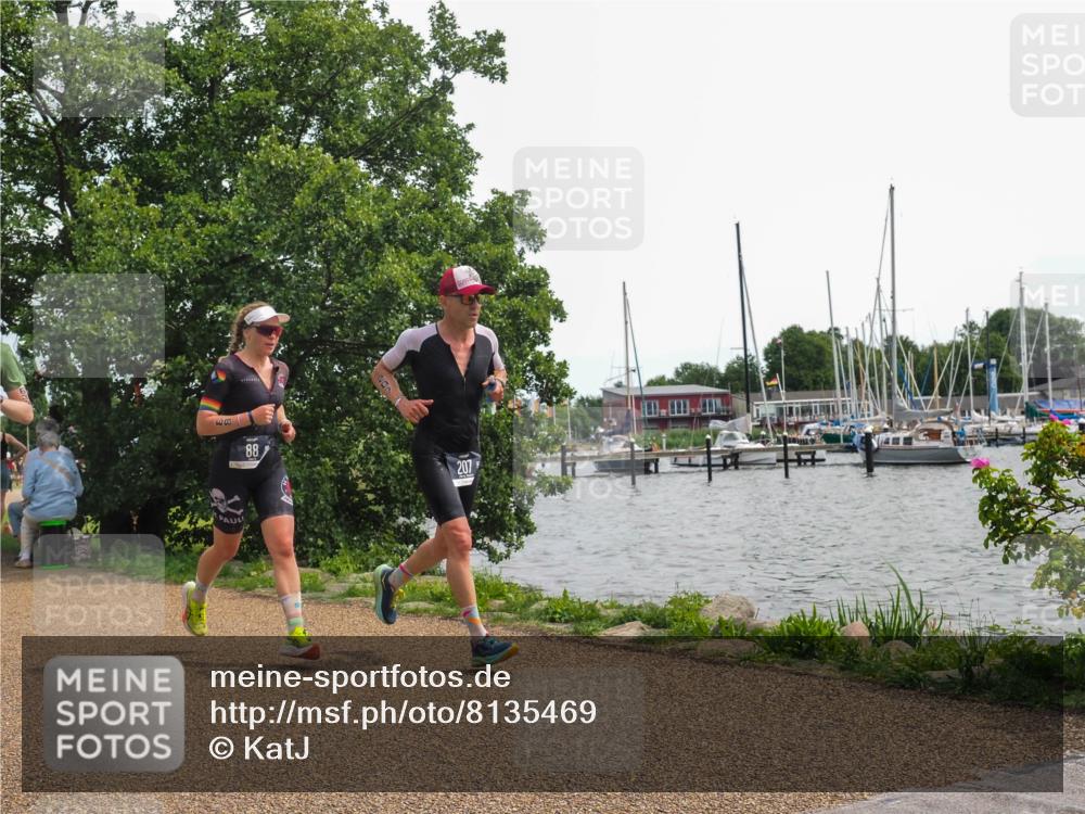 22.06.2025 - Viking Triathlon KatJ http://msf.ph/oto/8135469 22.06.2025 14:24:06 Laufen 88, 207, 408, 451, 634 meine-sportfotos.de