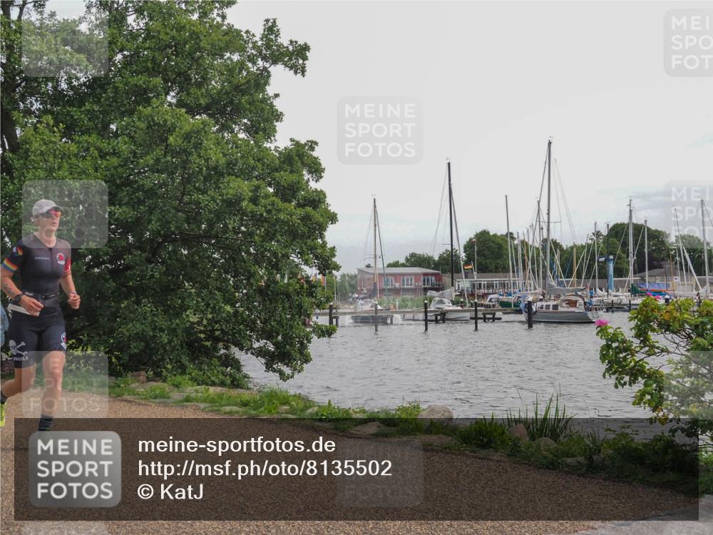 22.06.2025 - Viking Triathlon KatJ http://msf.ph/oto/8135502 22.06.2025 14:24:35 Laufen 196, 221 meine-sportfotos.de