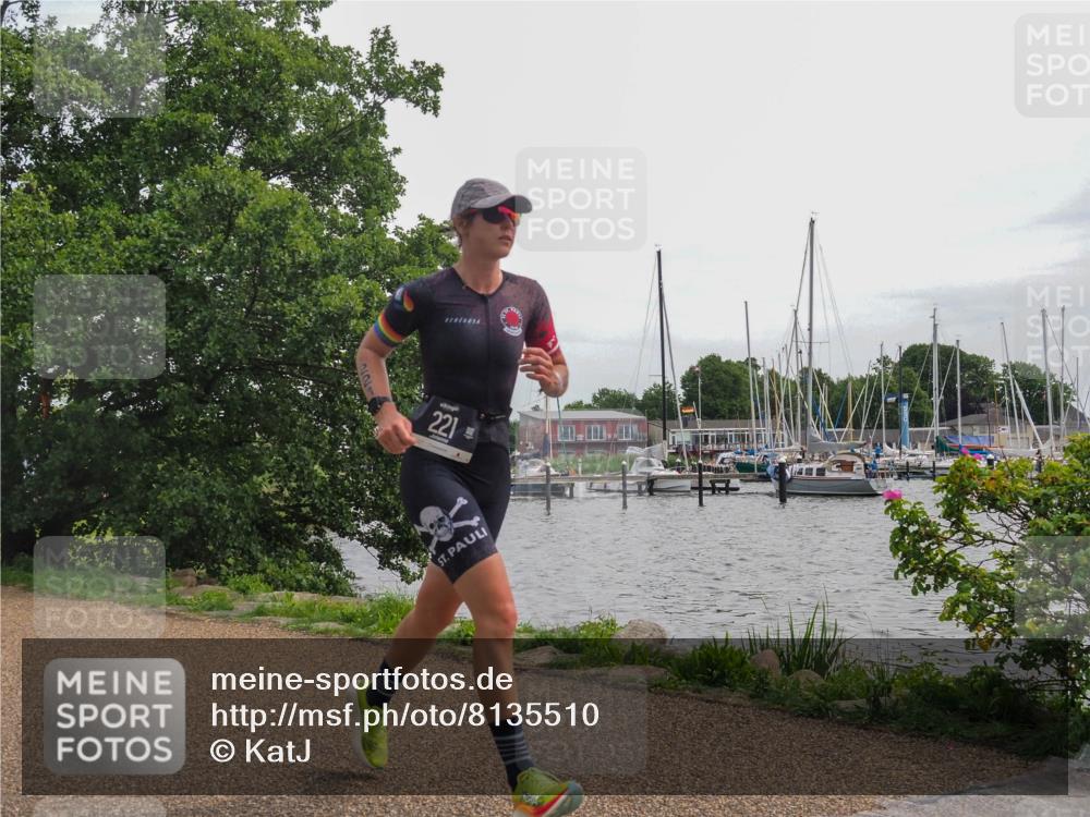 22.06.2025 - Viking Triathlon KatJ http://msf.ph/oto/8135510 22.06.2025 14:24:36 Laufen 196, 221 meine-sportfotos.de