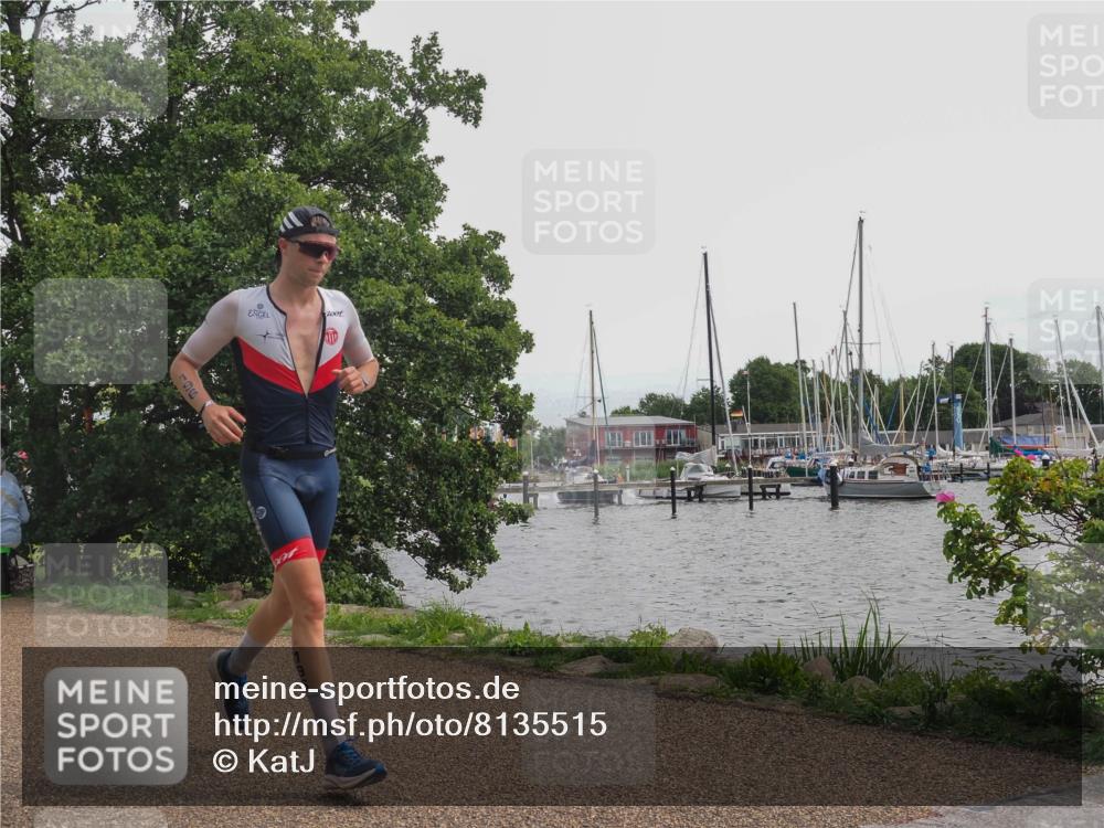 22.06.2025 - Viking Triathlon KatJ http://msf.ph/oto/8135515 22.06.2025 14:24:37 Laufen 196, 221 meine-sportfotos.de