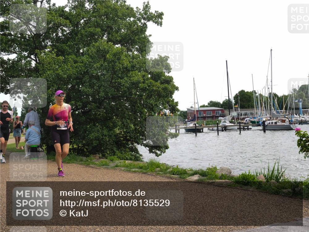 22.06.2025 - Viking Triathlon KatJ http://msf.ph/oto/8135529 22.06.2025 14:25:06 Laufen 233, 436 meine-sportfotos.de
