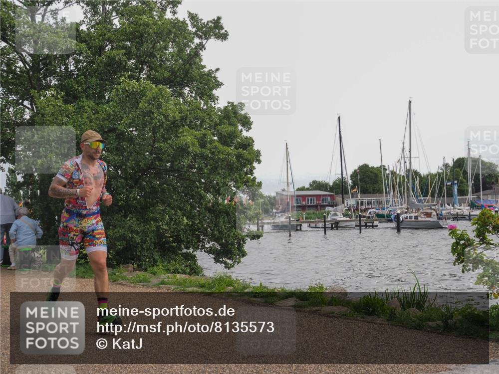 22.06.2025 - Viking Triathlon KatJ http://msf.ph/oto/8135573 22.06.2025 14:25:39 Laufen 501, 517 meine-sportfotos.de