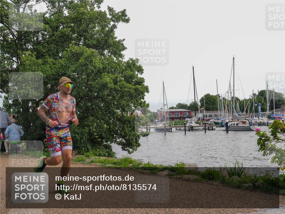 22.06.2025 - Viking Triathlon KatJ http://msf.ph/oto/8135574 22.06.2025 14:25:39 Laufen 501, 517 meine-sportfotos.de