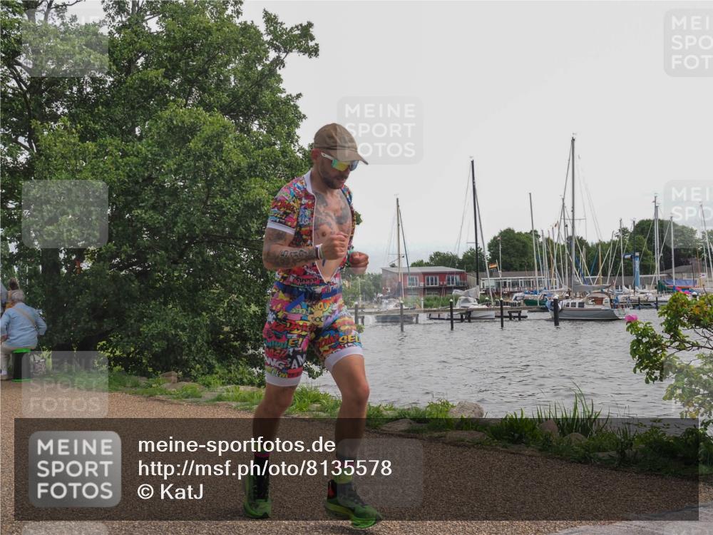 22.06.2025 - Viking Triathlon KatJ http://msf.ph/oto/8135578 22.06.2025 14:25:40 Laufen 501, 517 meine-sportfotos.de