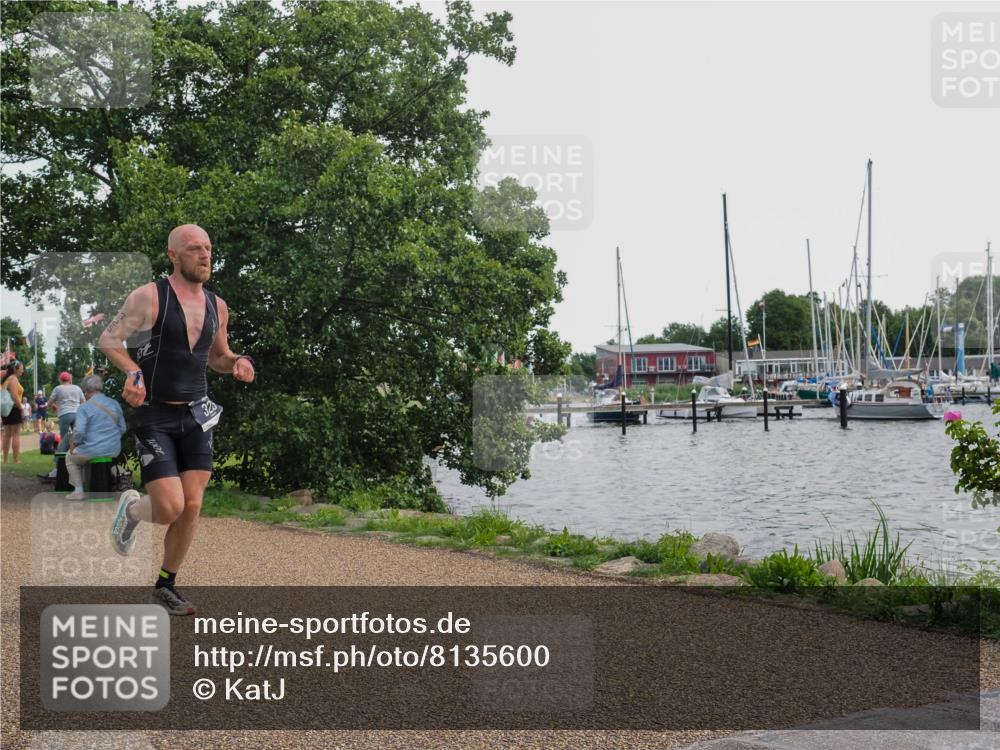 22.06.2025 - Viking Triathlon KatJ http://msf.ph/oto/8135600 22.06.2025 14:25:48 Laufen 325 meine-sportfotos.de