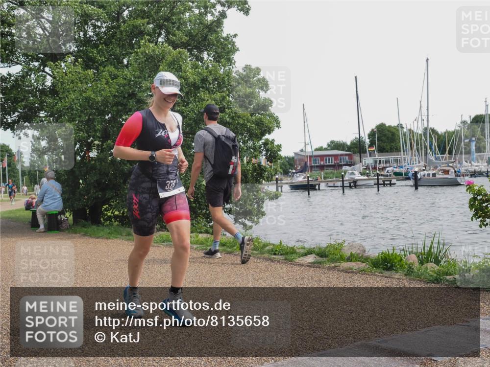 22.06.2025 - Viking Triathlon KatJ http://msf.ph/oto/8135658 22.06.2025 14:26:20 Laufen 320, 457 meine-sportfotos.de