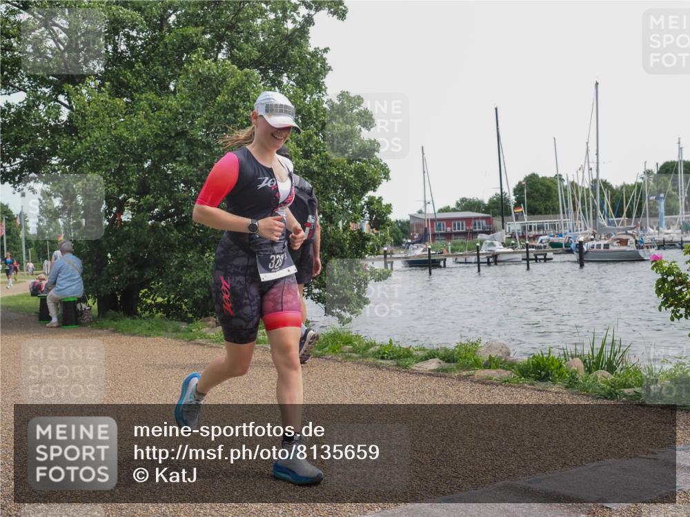 22.06.2025 - Viking Triathlon KatJ http://msf.ph/oto/8135659 22.06.2025 14:26:20 Laufen 320, 457 meine-sportfotos.de