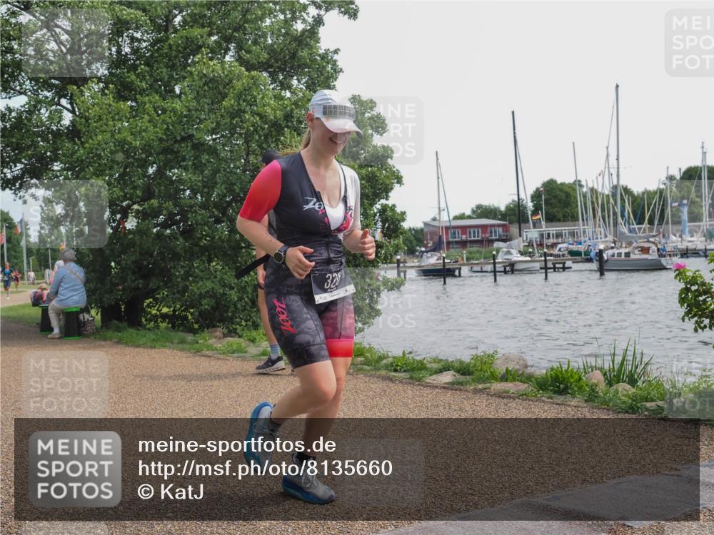 22.06.2025 - Viking Triathlon KatJ http://msf.ph/oto/8135660 22.06.2025 14:26:20 Laufen 320, 457 meine-sportfotos.de