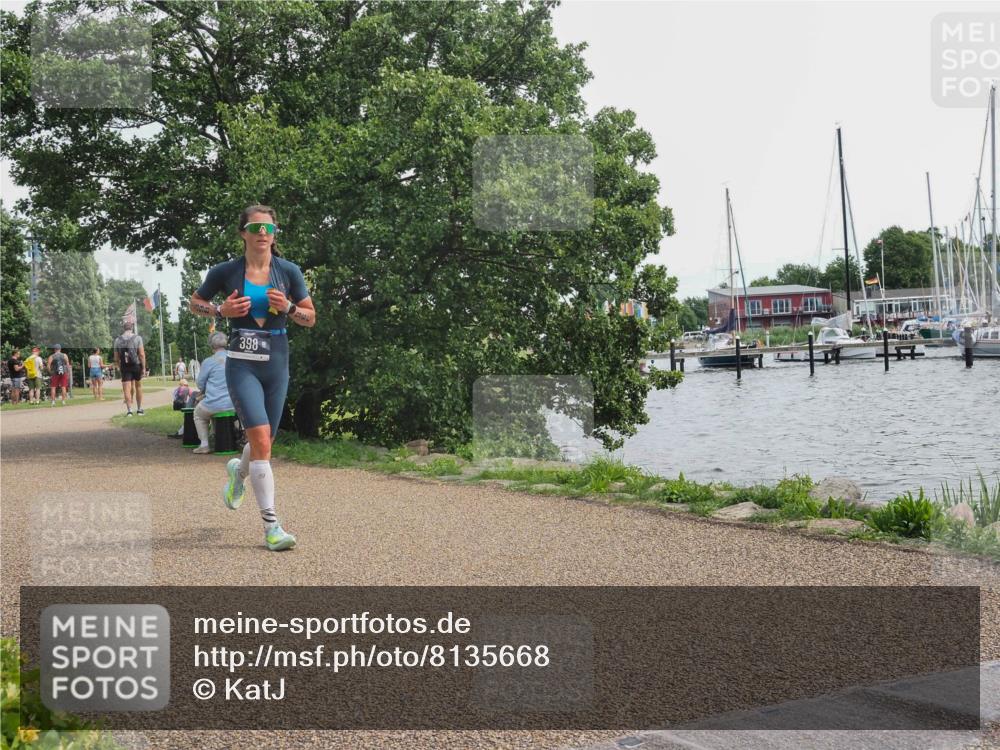 22.06.2025 - Viking Triathlon KatJ http://msf.ph/oto/8135668 22.06.2025 14:26:31 Laufen 396, 398 meine-sportfotos.de