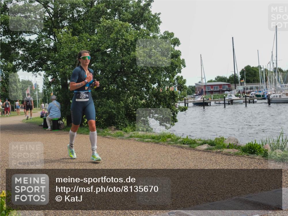 22.06.2025 - Viking Triathlon KatJ http://msf.ph/oto/8135670 22.06.2025 14:26:31 Laufen 396, 398 meine-sportfotos.de