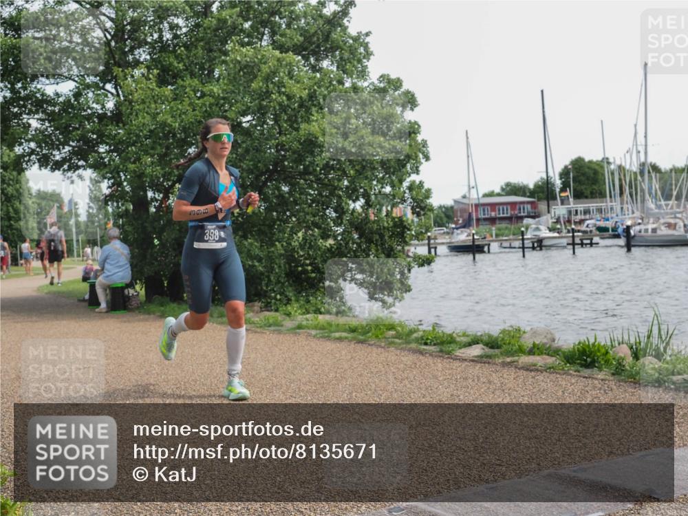 22.06.2025 - Viking Triathlon KatJ http://msf.ph/oto/8135671 22.06.2025 14:26:31 Laufen 396, 398 meine-sportfotos.de