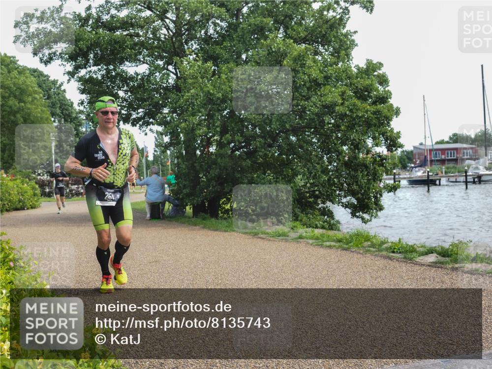 22.06.2025 - Viking Triathlon KatJ http://msf.ph/oto/8135743 22.06.2025 14:27:41 Laufen 261 meine-sportfotos.de