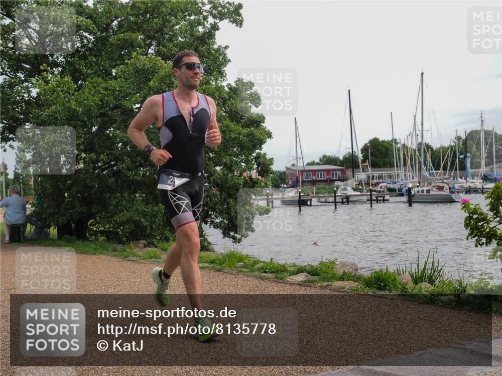 22.06.2025 - Viking Triathlon KatJ http://msf.ph/oto/8135778 22.06.2025 14:28:01 Laufen 255 meine-sportfotos.de