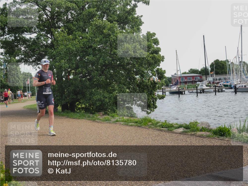 22.06.2025 - Viking Triathlon KatJ http://msf.ph/oto/8135780 22.06.2025 14:28:05 Laufen 251 meine-sportfotos.de