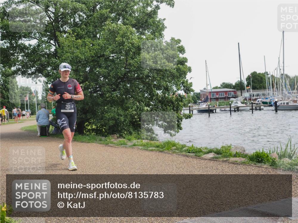 22.06.2025 - Viking Triathlon KatJ http://msf.ph/oto/8135783 22.06.2025 14:28:05 Laufen 251 meine-sportfotos.de