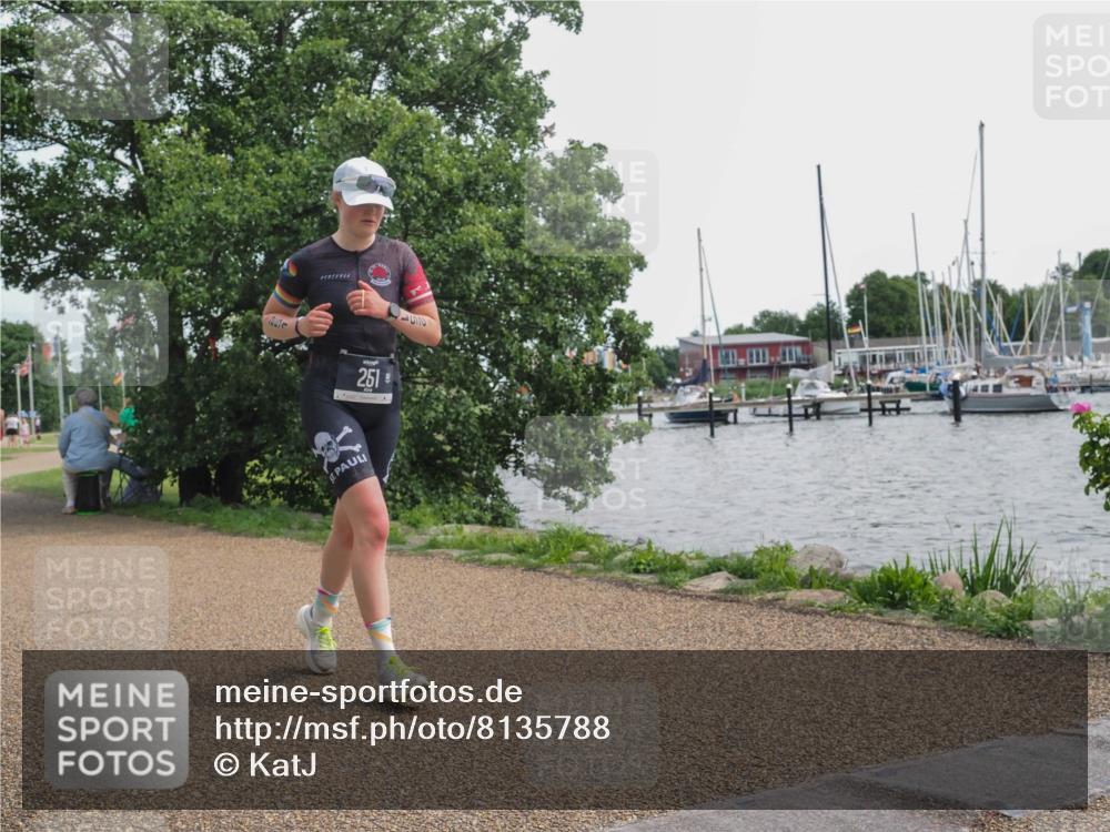 22.06.2025 - Viking Triathlon KatJ http://msf.ph/oto/8135788 22.06.2025 14:28:06 Laufen 251 meine-sportfotos.de