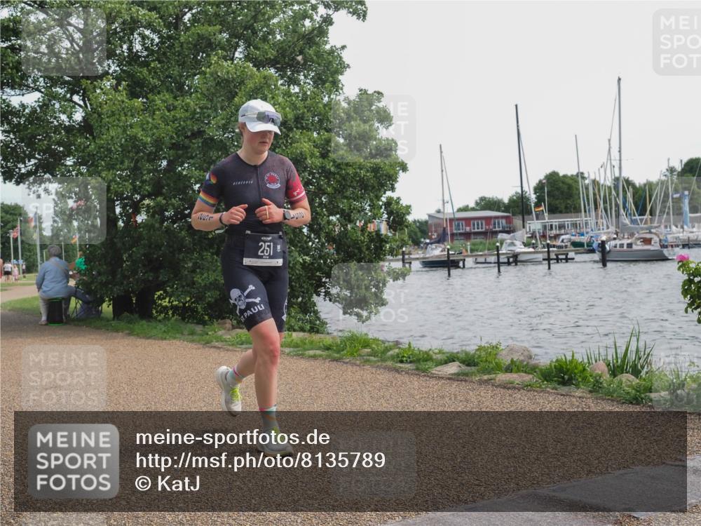 22.06.2025 - Viking Triathlon KatJ http://msf.ph/oto/8135789 22.06.2025 14:28:06 Laufen 251 meine-sportfotos.de