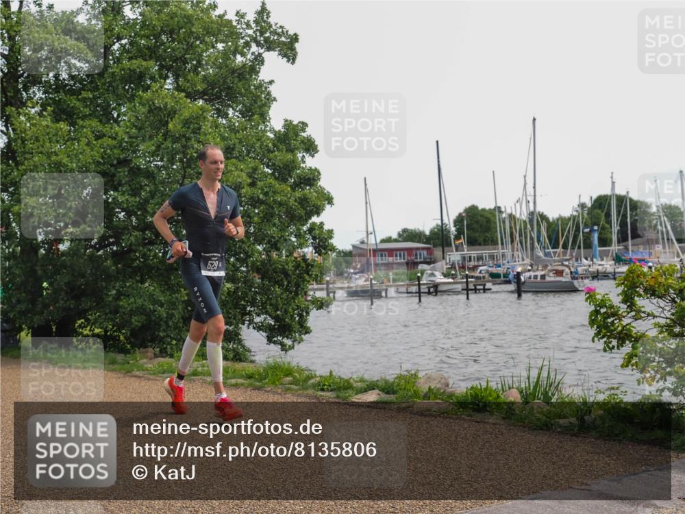22.06.2025 - Viking Triathlon KatJ http://msf.ph/oto/8135806 22.06.2025 14:28:22 Laufen 529 meine-sportfotos.de