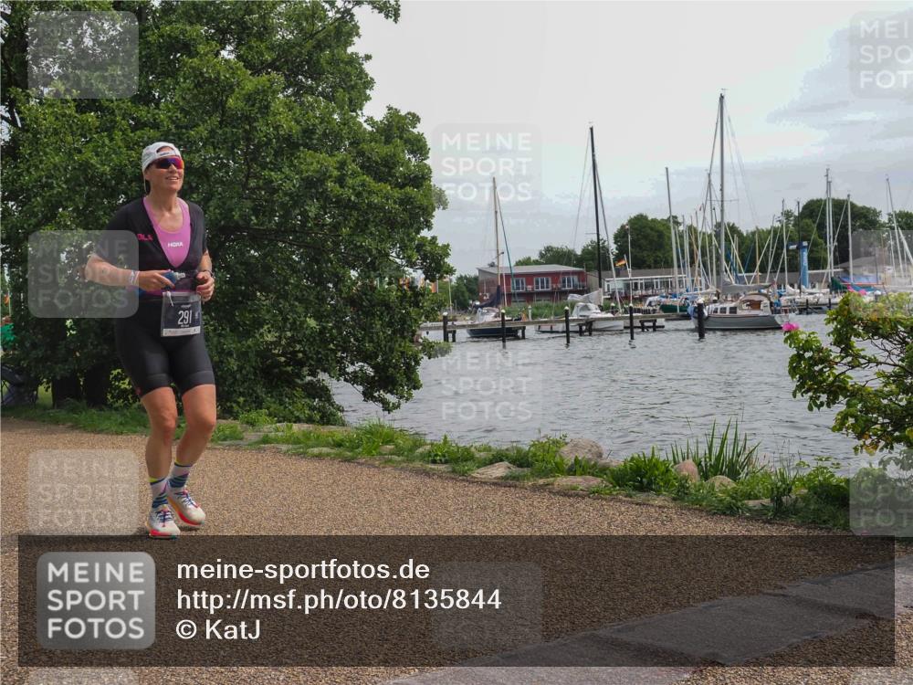 22.06.2025 - Viking Triathlon KatJ http://msf.ph/oto/8135844 22.06.2025 14:29:18 Laufen 291 meine-sportfotos.de