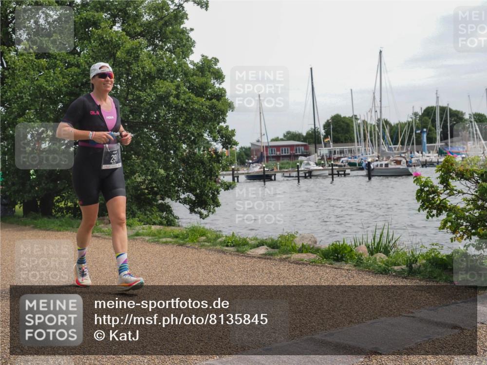 22.06.2025 - Viking Triathlon KatJ http://msf.ph/oto/8135845 22.06.2025 14:29:18 Laufen 291 meine-sportfotos.de