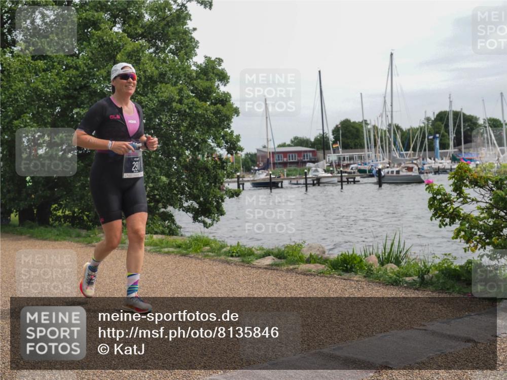 22.06.2025 - Viking Triathlon KatJ http://msf.ph/oto/8135846 22.06.2025 14:29:18 Laufen 291 meine-sportfotos.de